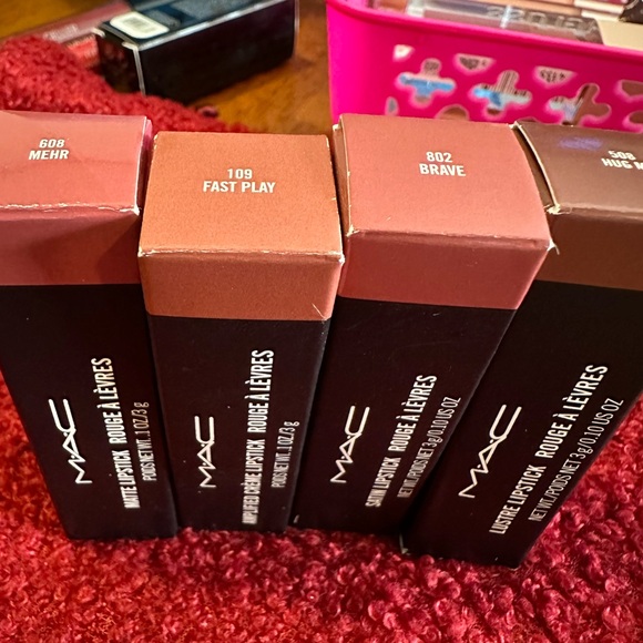 Mac lipstick - Picture 2 of 2